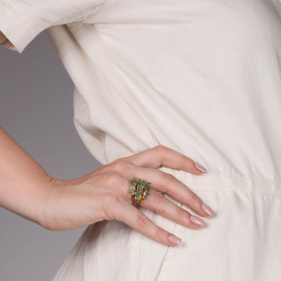 Emerald Eternity Ring Gold Ring Raw Emerald Ring Emerald Raw Stacking Ring - Picture 9 of 9